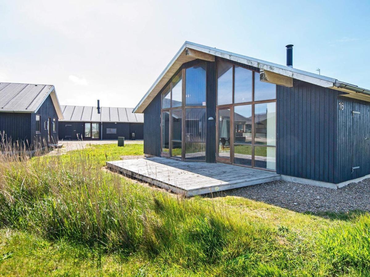 8 Person Holiday Home In Ulfborg Екстериор снимка
