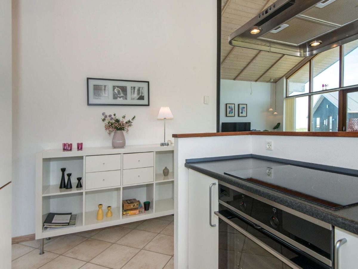 8 Person Holiday Home In Ulfborg Екстериор снимка