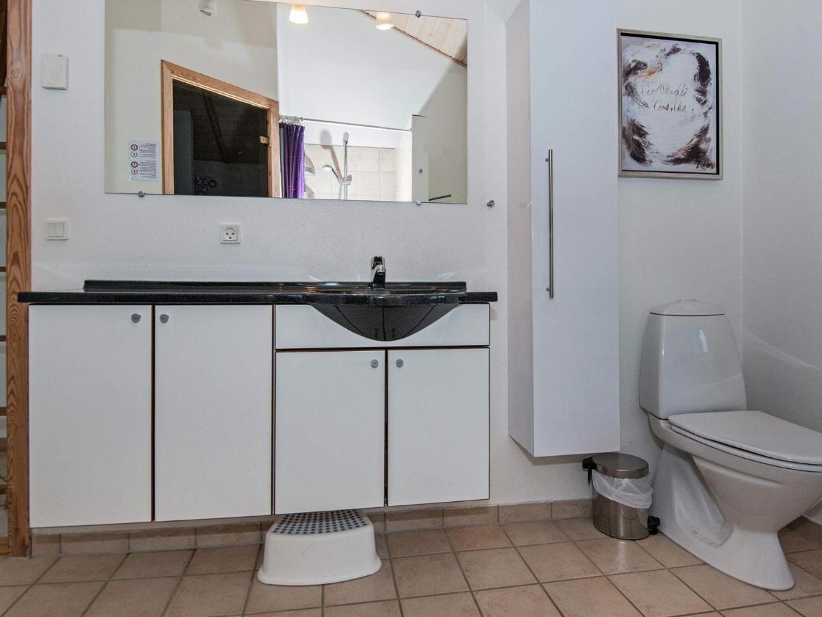 8 Person Holiday Home In Ulfborg Екстериор снимка